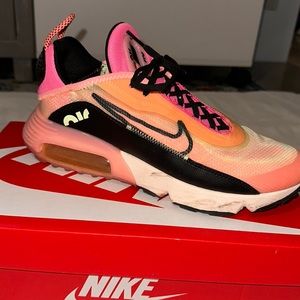 nike air max 2090 with original box
